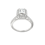 Emerald Majesty: Solitaire Ring