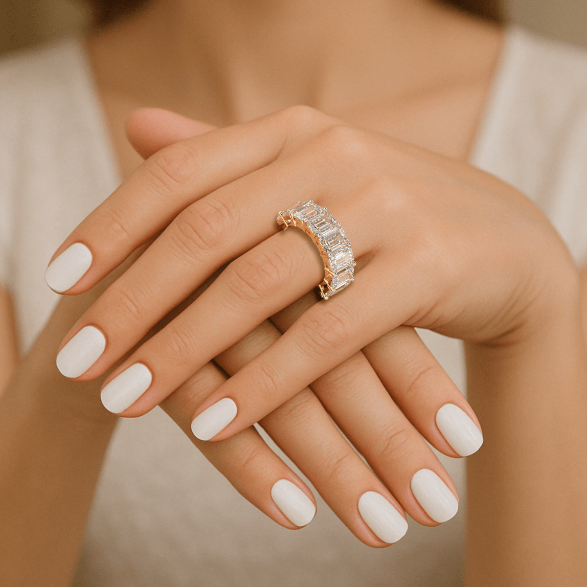 Ayanika Infinite Glow Band – 14.00 Ct Lab Grown Diamond in 18K Gold