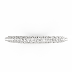 Top view of the Radiant Allure bangle in white gold, capturing the alignment of the diamonds.